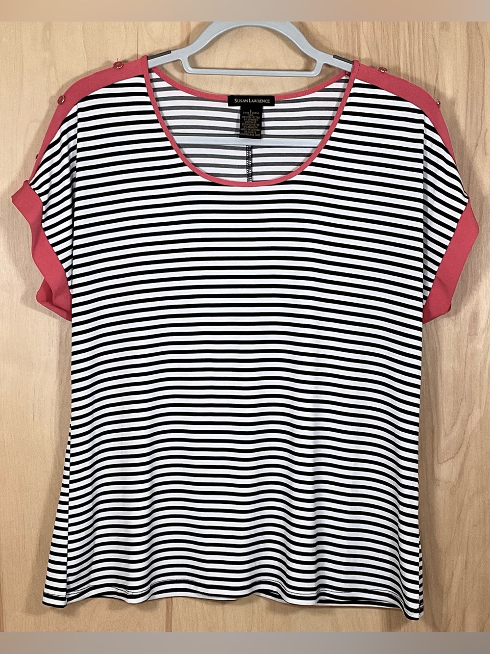 Susan Lawrence Striped Casual Stretch Blouse - EUC